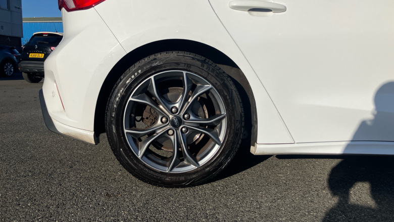 Ford Focus 1.0 EcoBoost 125 ST-Line Nav 5dr Petrol Hatchback